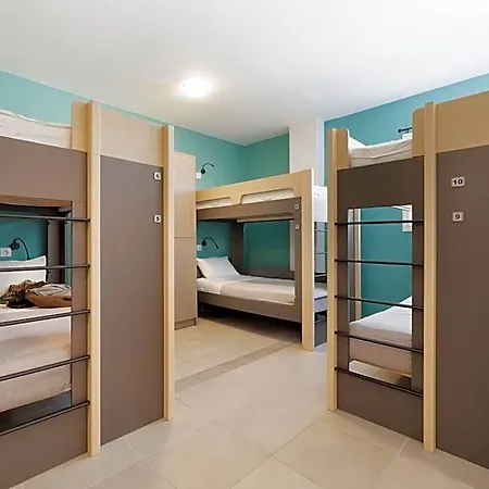 Hotel Local &